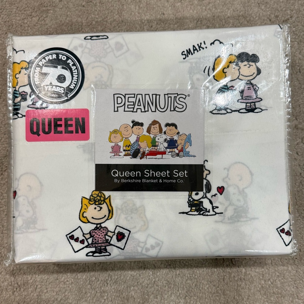 Peanuts Snoopy Sheets / Snoopy Love Sheets / Snoopy Valentines Sheets